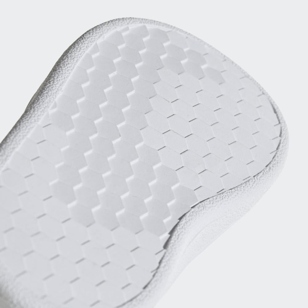 Adidas Grand Court I EF0116 white children's sneakers with hook-and-loop closure