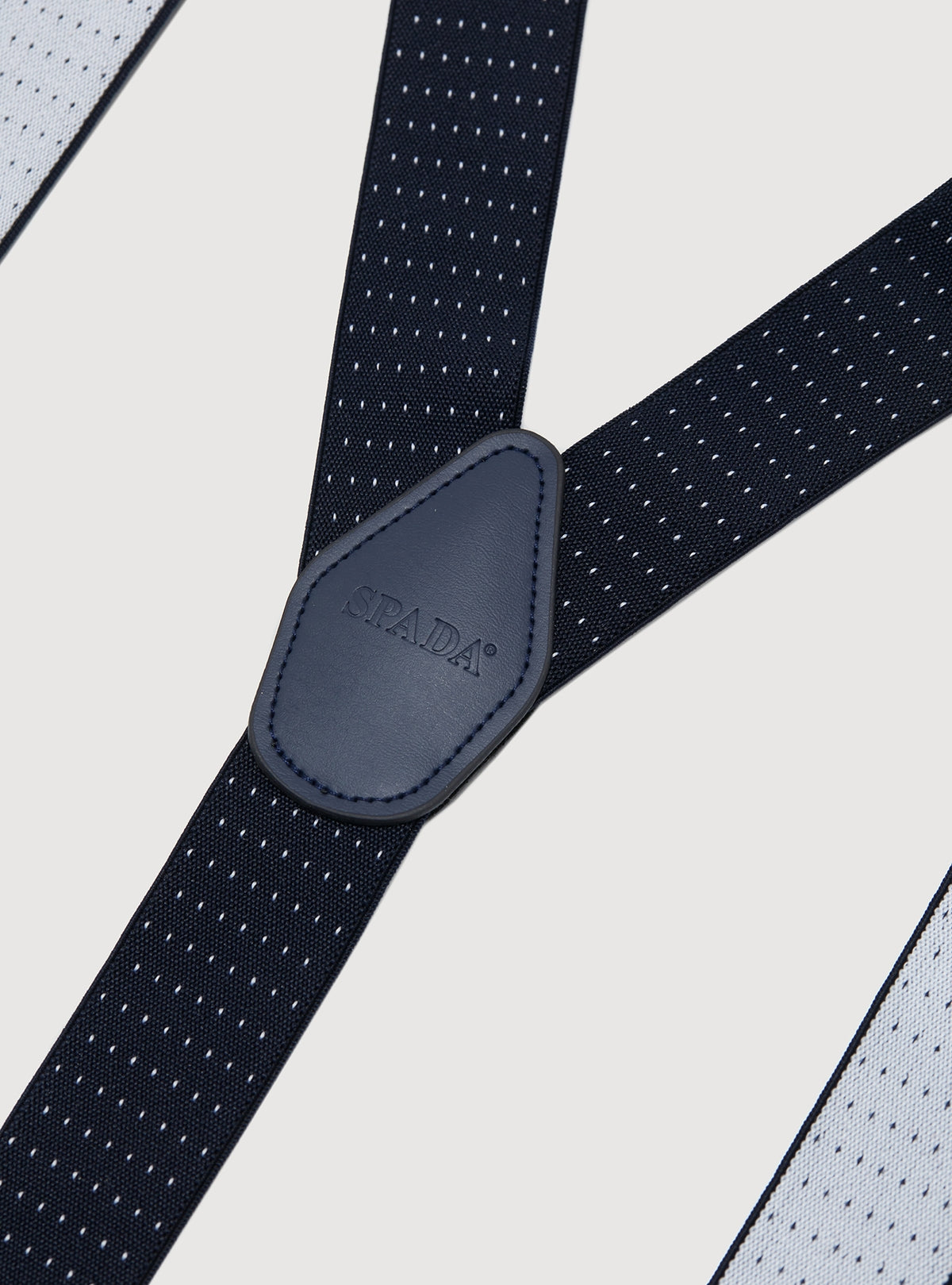 Patterned braces comma