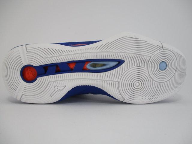 Mizuno Wave Momentum Mid V1GA191700 blue volleyball shoe