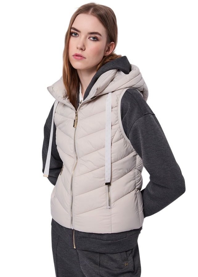 Gaudì Gilet Donna Nylon Trapuntato Cappuccio 521BD35003-2101 Grigio – Comfort &amp; Stile