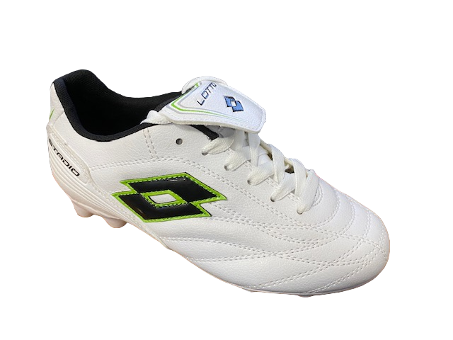 Lot of boys' soccer shoe Stadio Suprema HG-R M6153 white