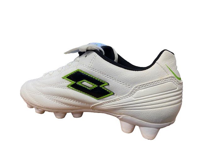 Lot of boys' soccer shoe Stadio Suprema HG-R M6153 white