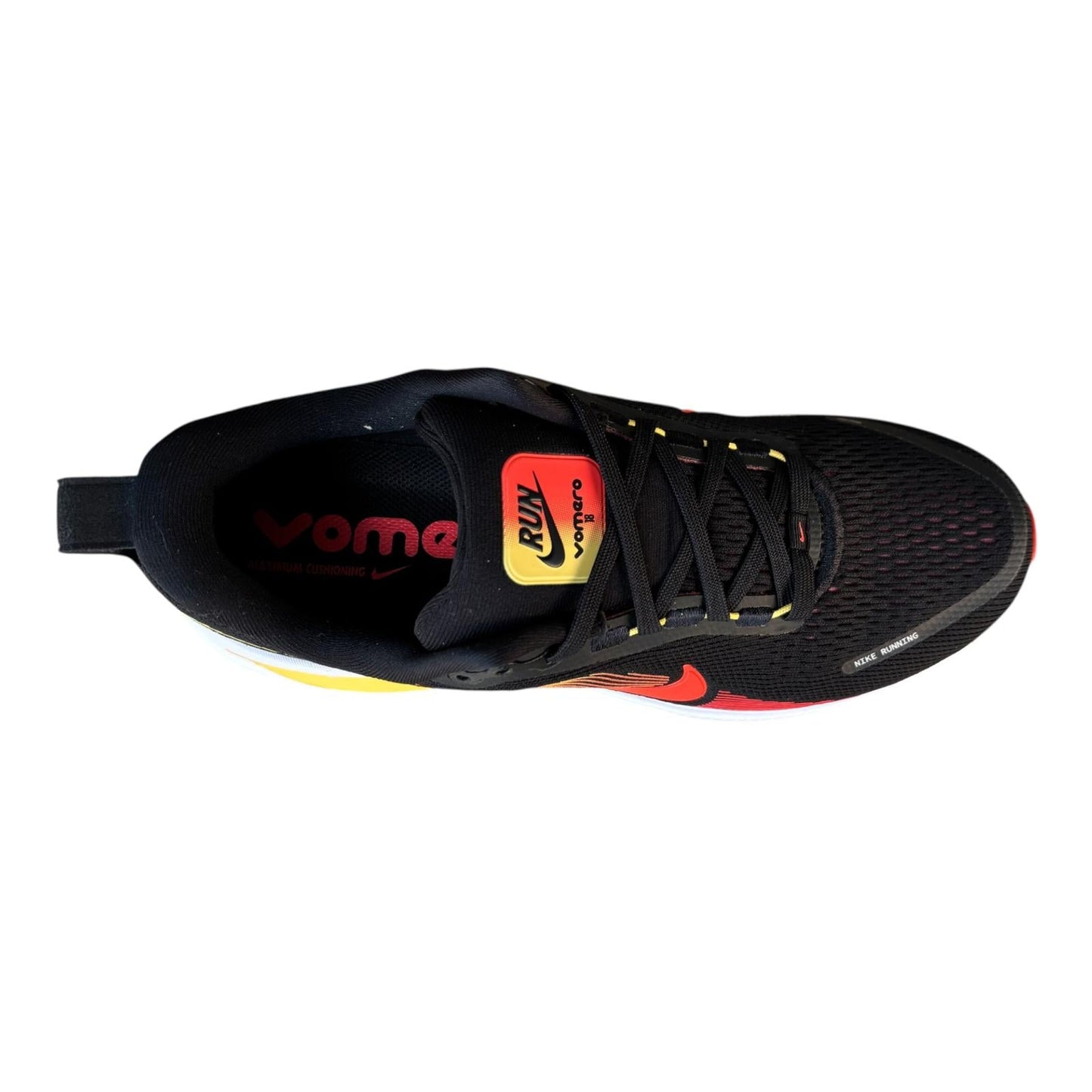 Nike Vomero 18 HM6803-016 Scarpa Running Uomo Nero Crimson
