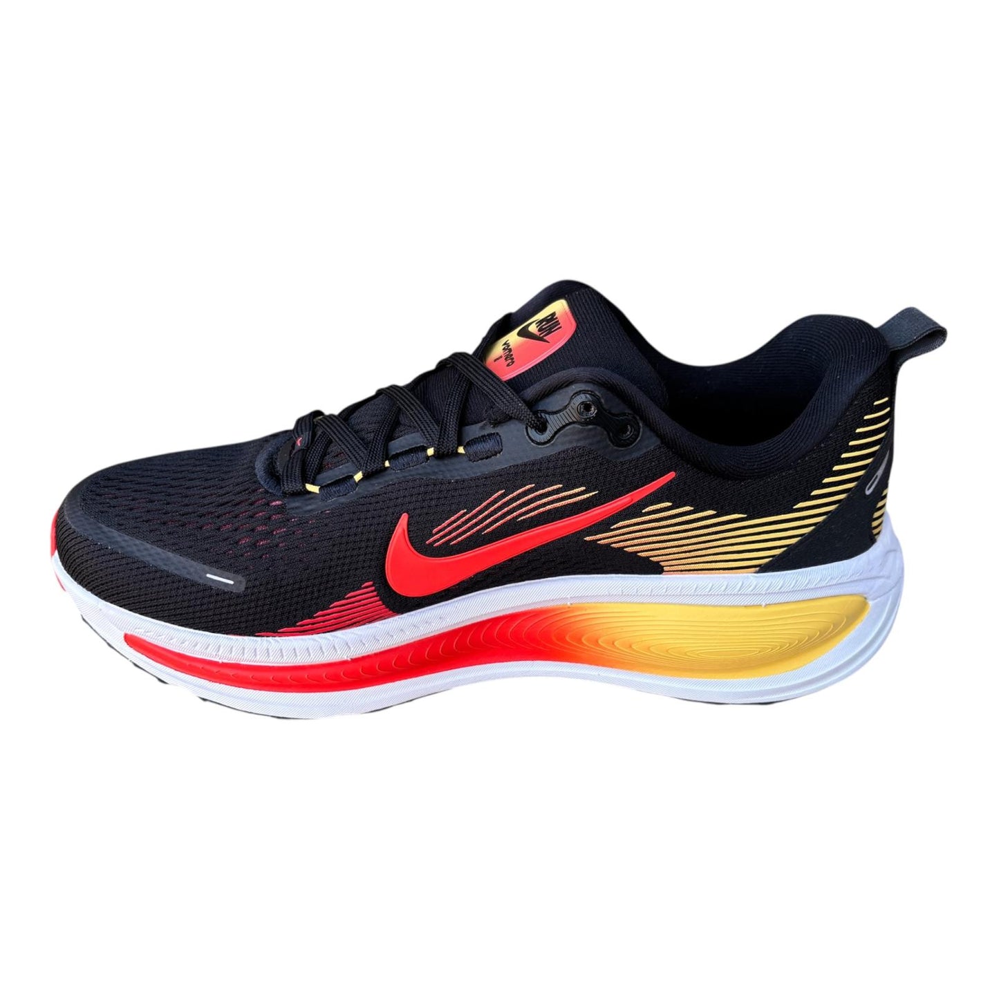 Nike Vomero 18 HM6803-016 Scarpa Running Uomo Nero Crimson