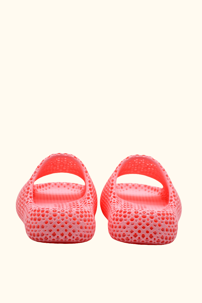 SOLE 3D Printed Athletic Recovery Slippers