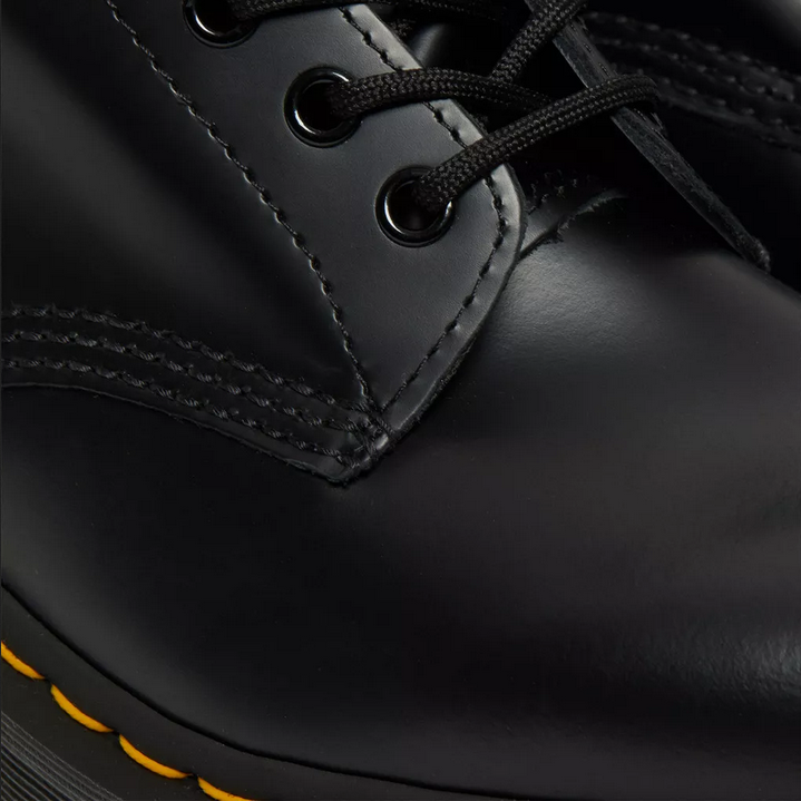 Dr. Martens 1460 BEX Smooth Anfibio Platform Nero 25345001 - Suola Alta Chunky 8 Occhielli