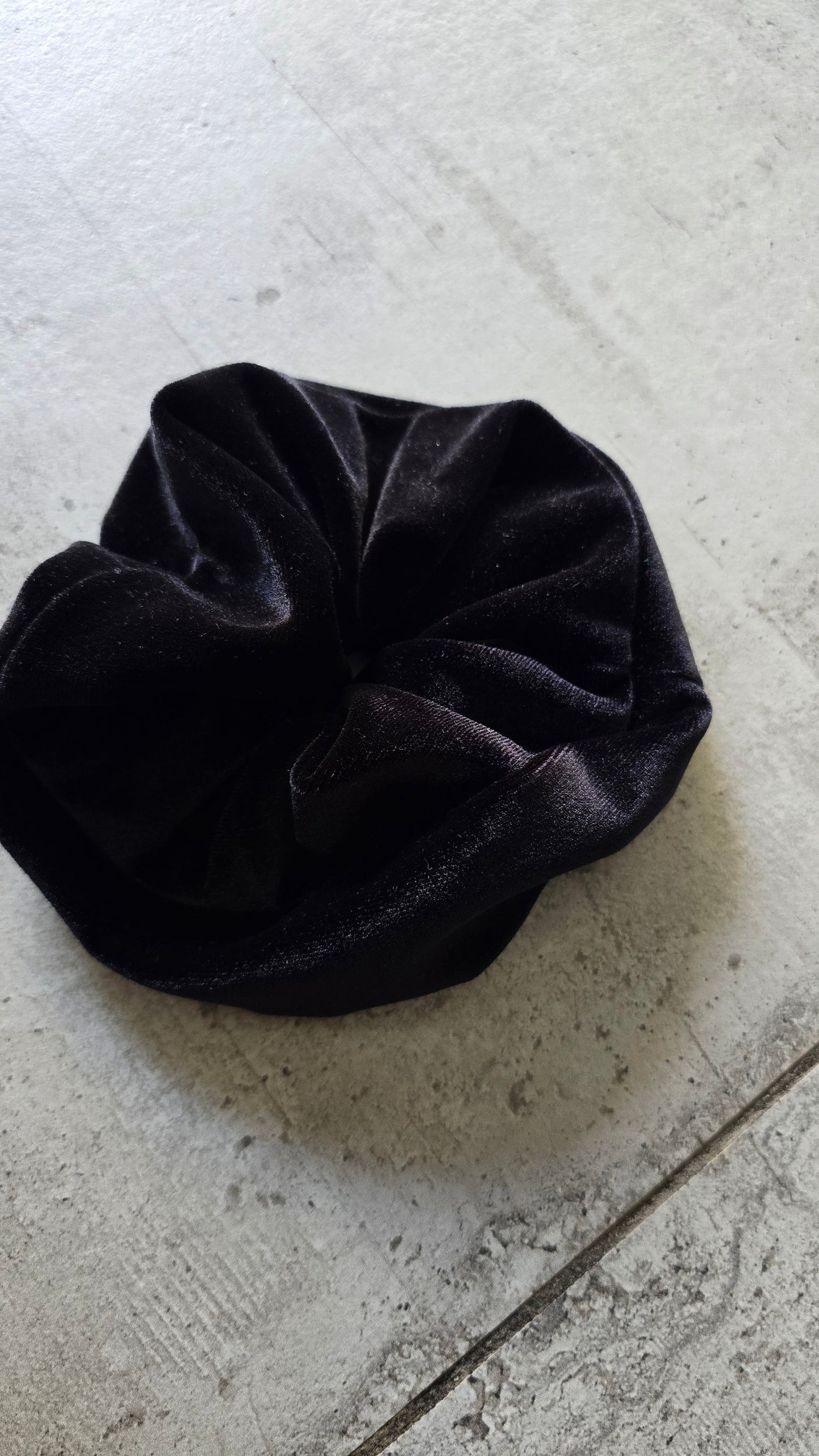 Scrunchie sartoriale in Velluto